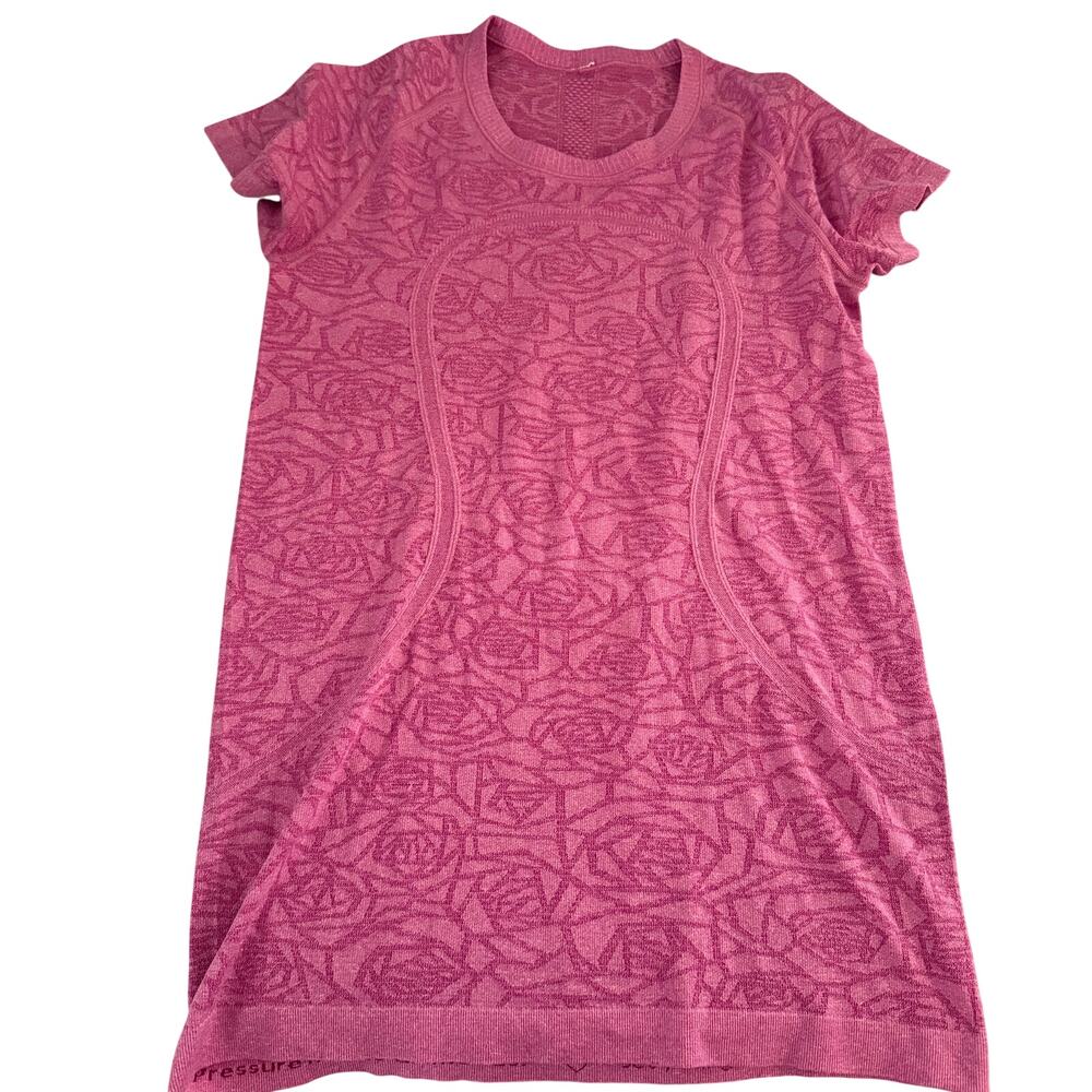 Lululemon Swiftly Tech Short Sleeve Crew Rose/ Floral Jacquard sz 8 no tag yoga